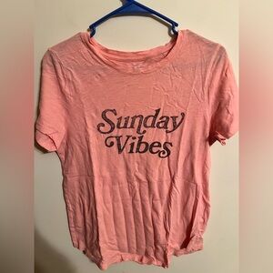 Old Navy Coral 'Sunday Vibes' Tee